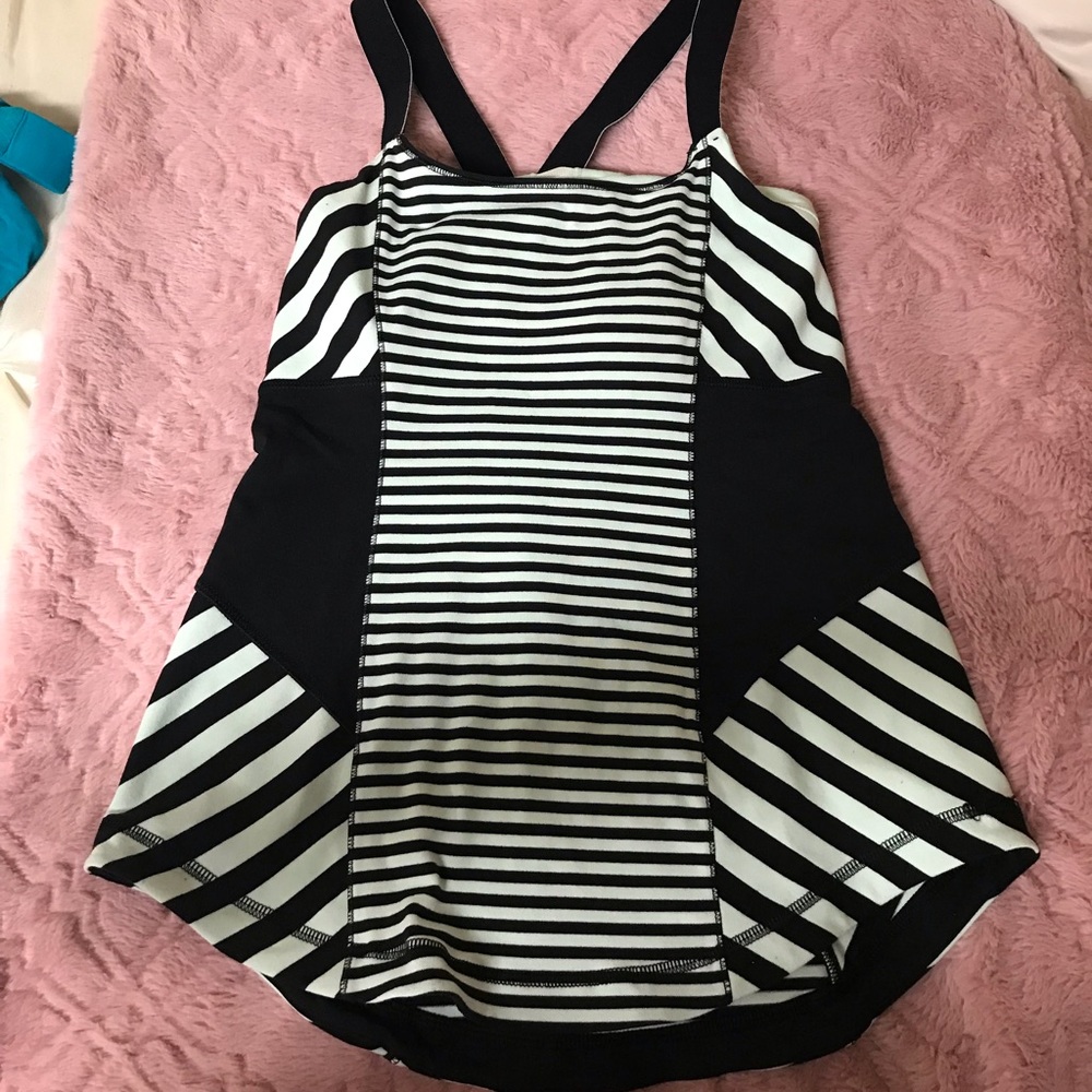 Lululemon tank